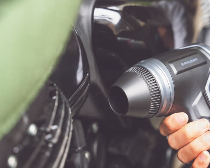 バイク：エンジンのフィン