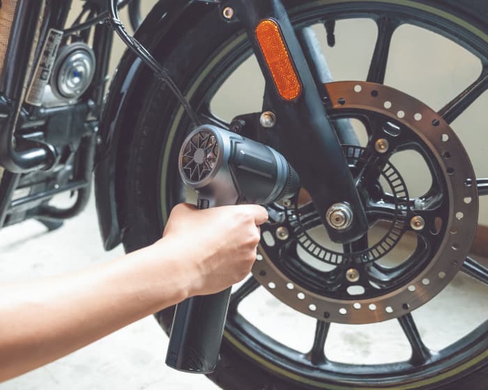 バイク：パーツの細かい隙間