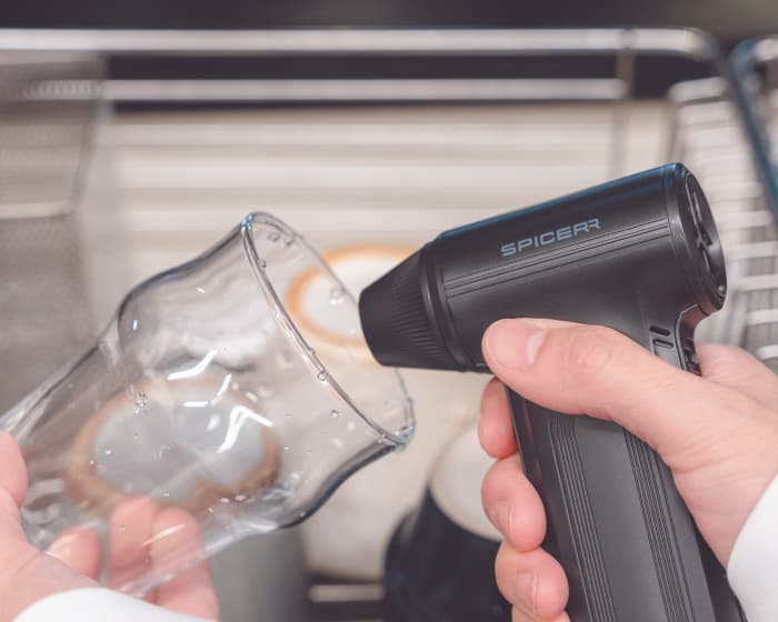 食器・グラスの水気飛ばし