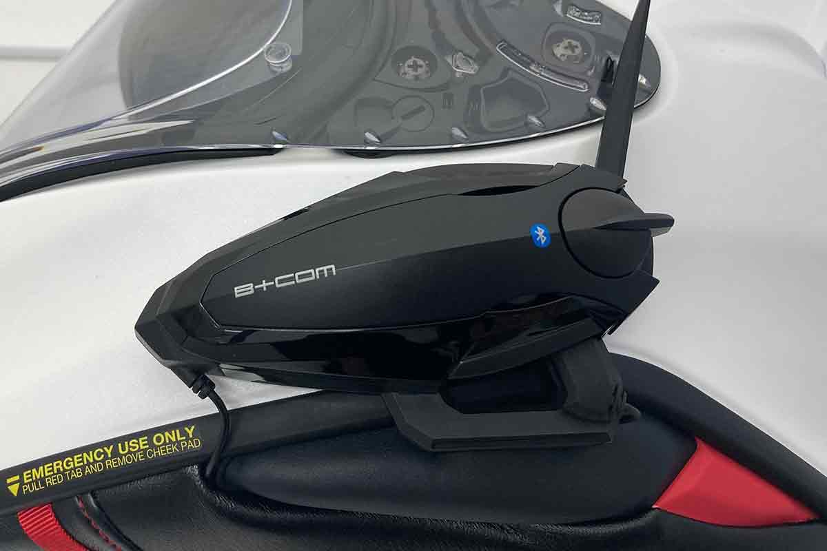 B+COM SB6X バイク用インカム フルフェイスヘルメット取付方法 SHOEI Z 